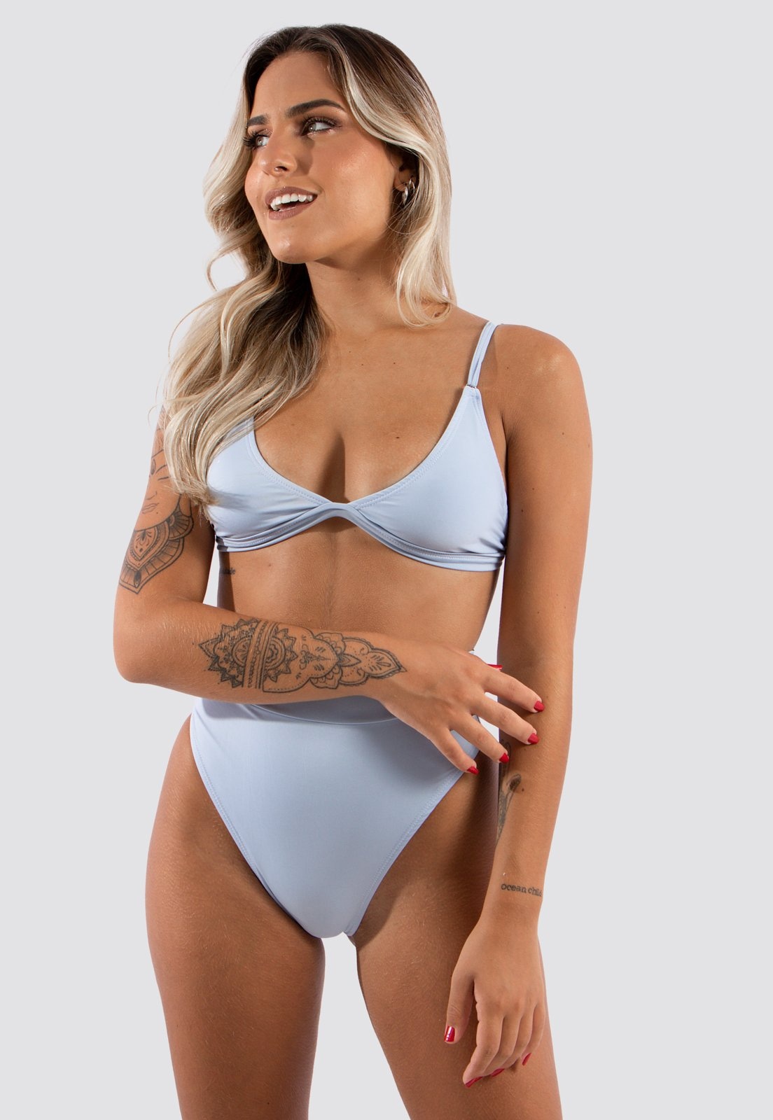 Imagem principal Biquíni Rioutlet Hot Pants Cintura Alta + Sutiã Triângulo Rioutlet azul