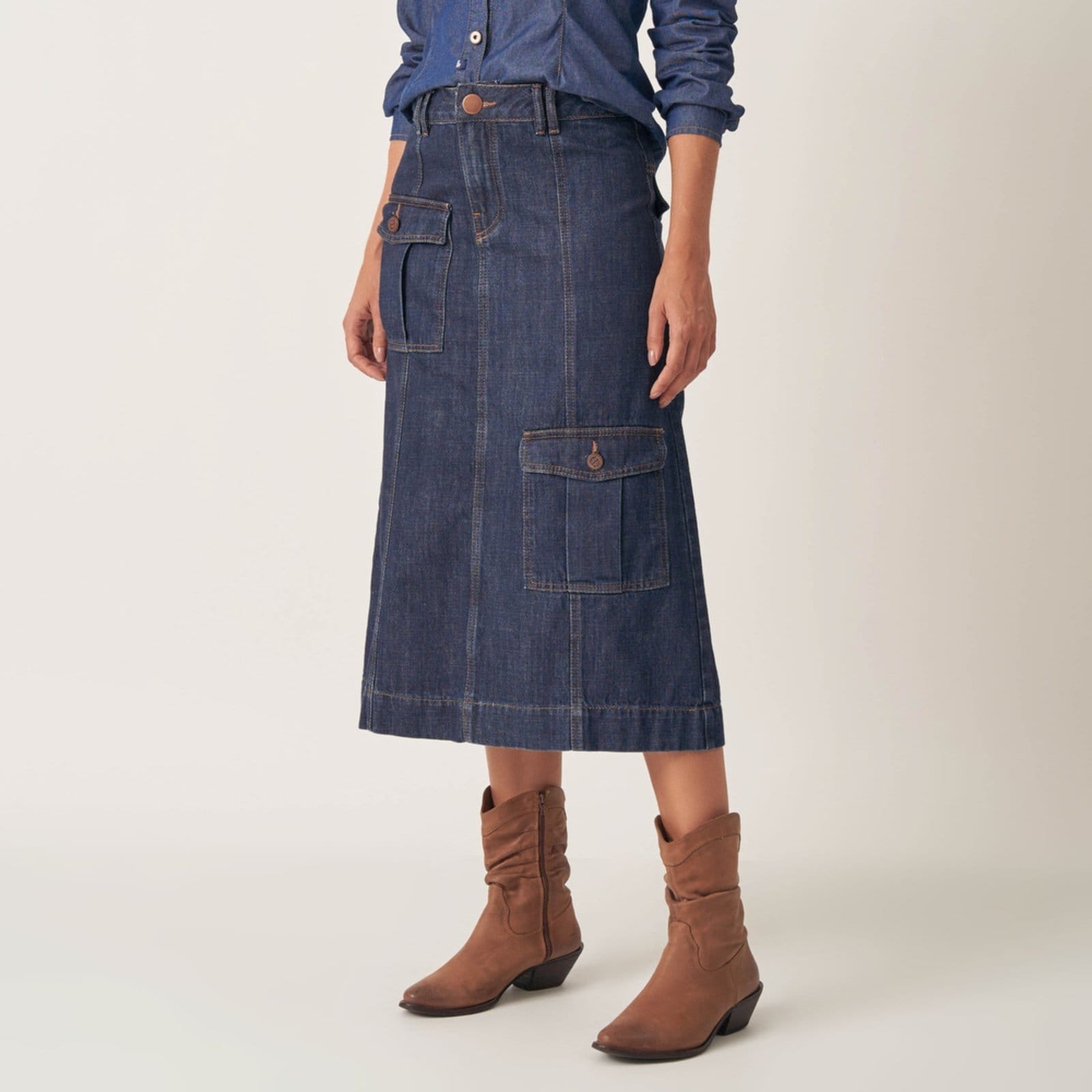 Saia Jeans Midi Bolso Cargo Frontal