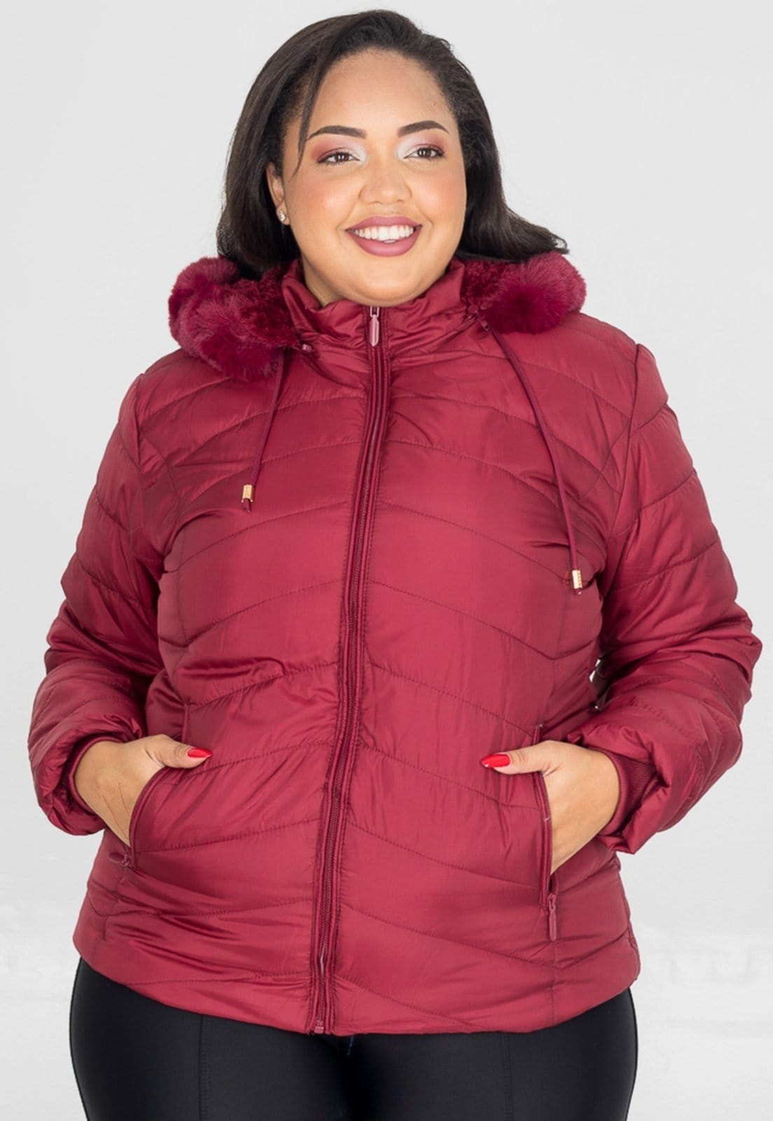 Jaqueta Plus Size para Inverno Bobojaco Nylon Capuz Removível Vermelha