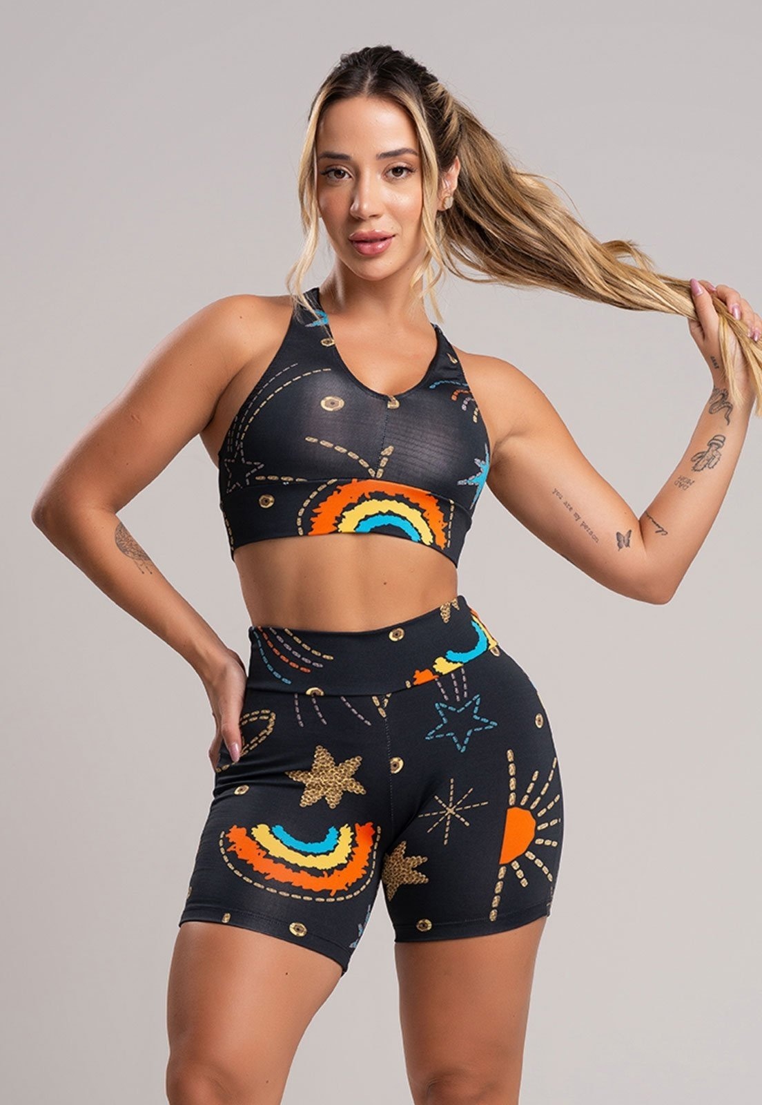 Imagem principal Short MVB Modas Curto Cintura Alta Fitness Cosmic Mvb Modas estampado/multicolorido/preto