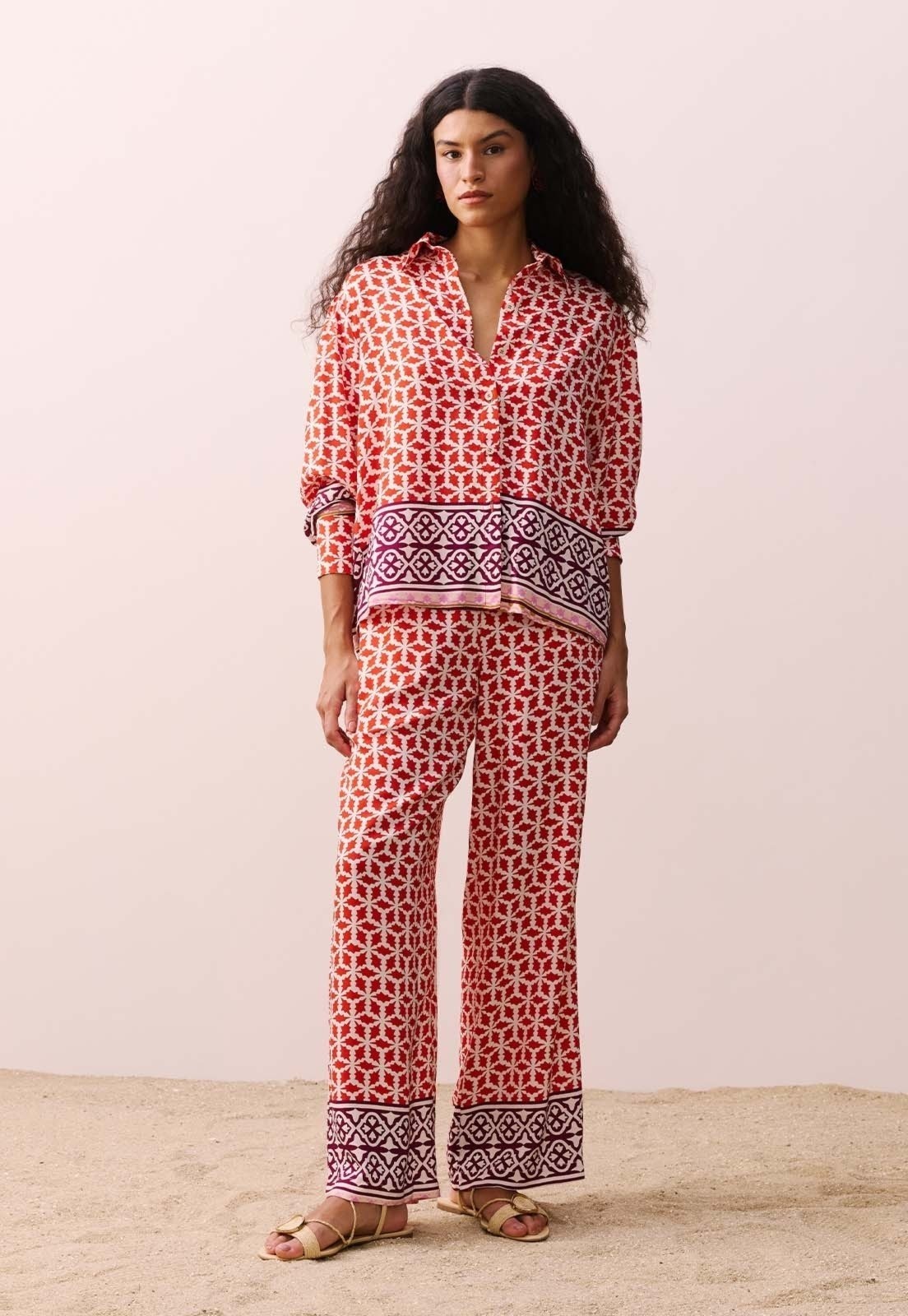 Imagem principal Calça Pantalona Estampada Belterra CaCay vermelho