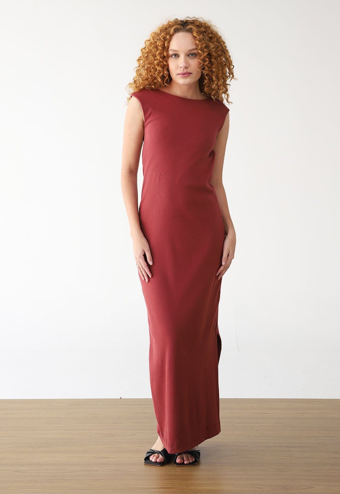 Vestido Canelado FARM Longo Cropped Decote