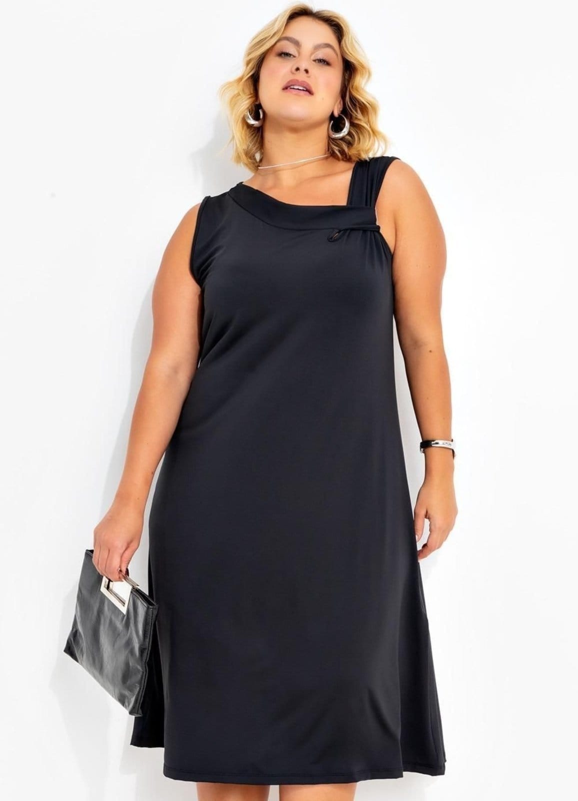 Vestido Em Malha Fria