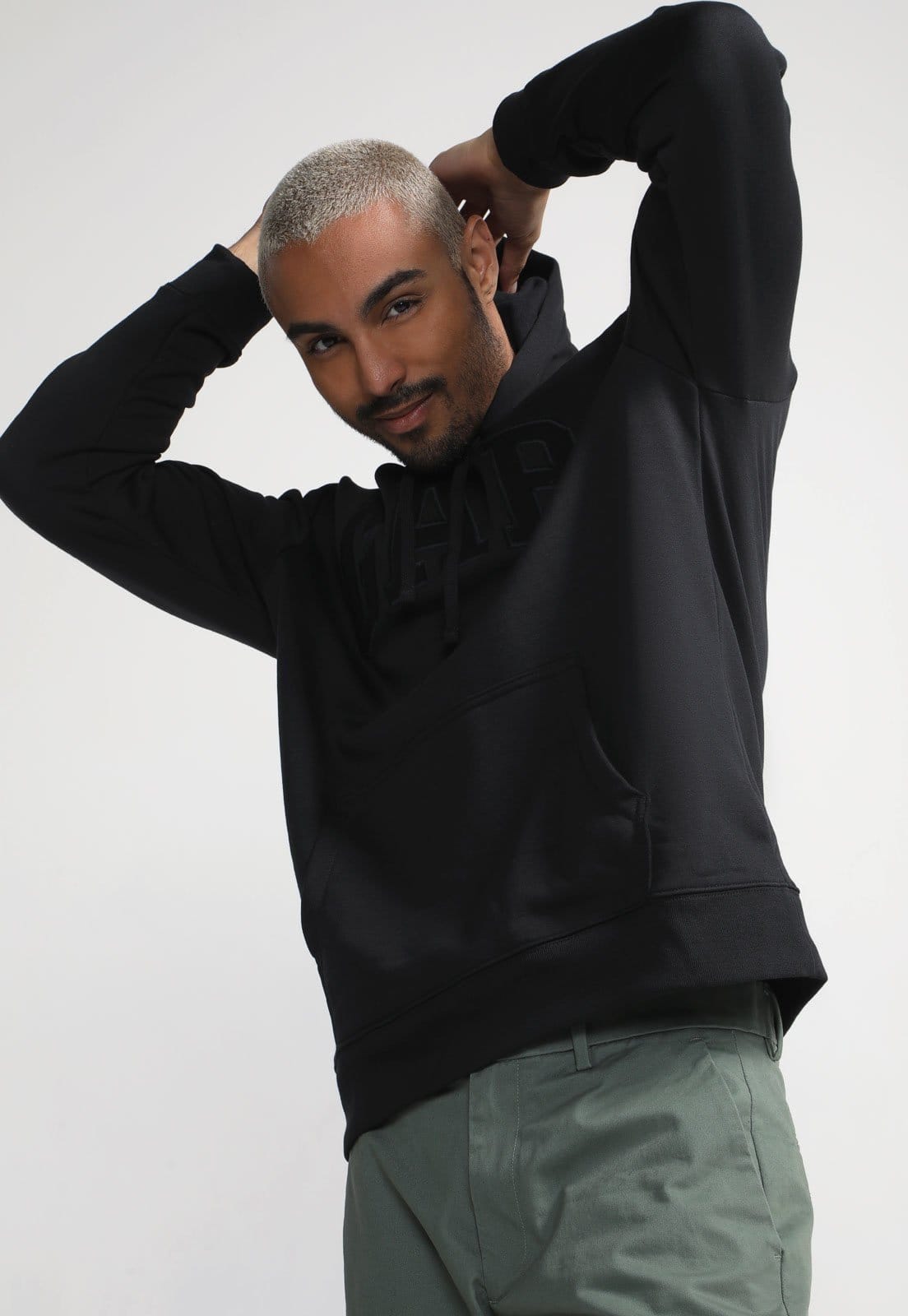 Blusa de Moletom Flanelada Fechada GAP Logo Preta