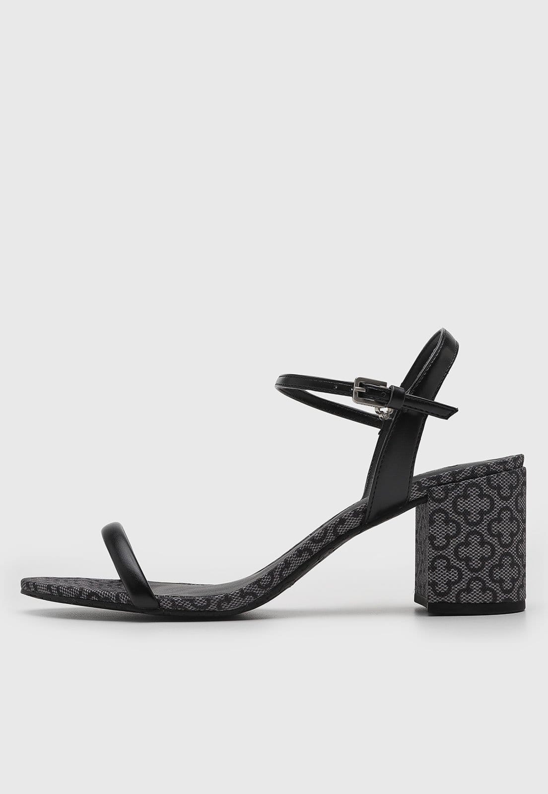 Sandália Feminina Capodarte Salto Bloco Monograma Preta