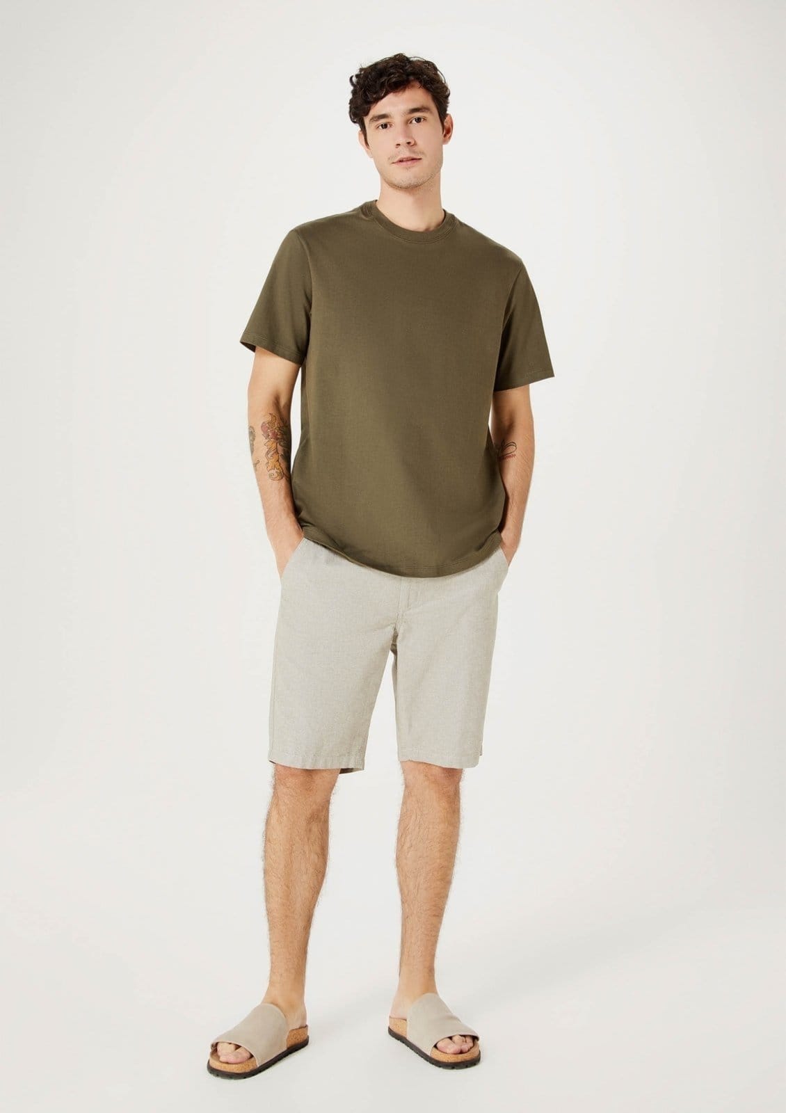 Bermuda Masculina Em Sarja Chino