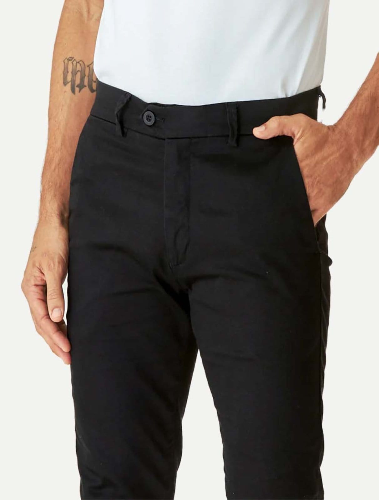 Calça New Balance Alfaiataria Sarja Relaxed Preta