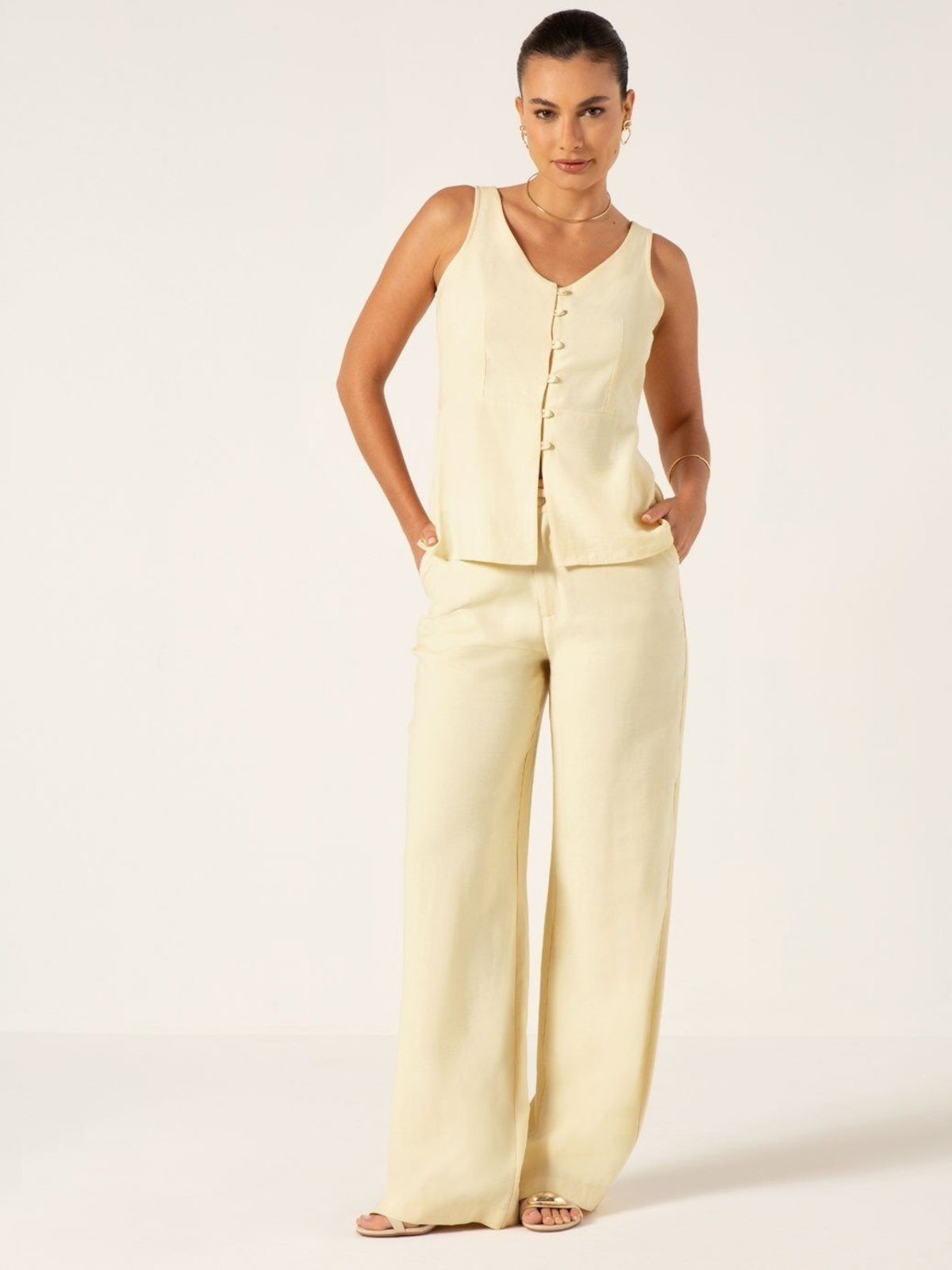 Imagem principal Calça Wide Leg em Viscose Manteiga Jade Principessa amarelo