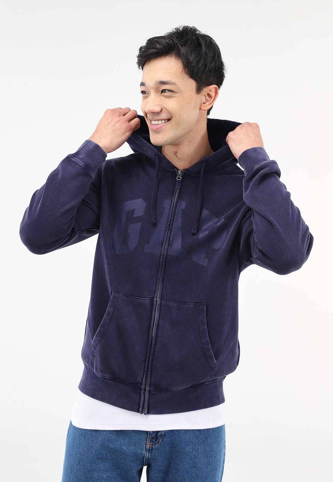 Imagem principal Blusa de Moletom Flanelada Aberta GAP com Capuz Logo Azul-Marinho GAP azul marinho