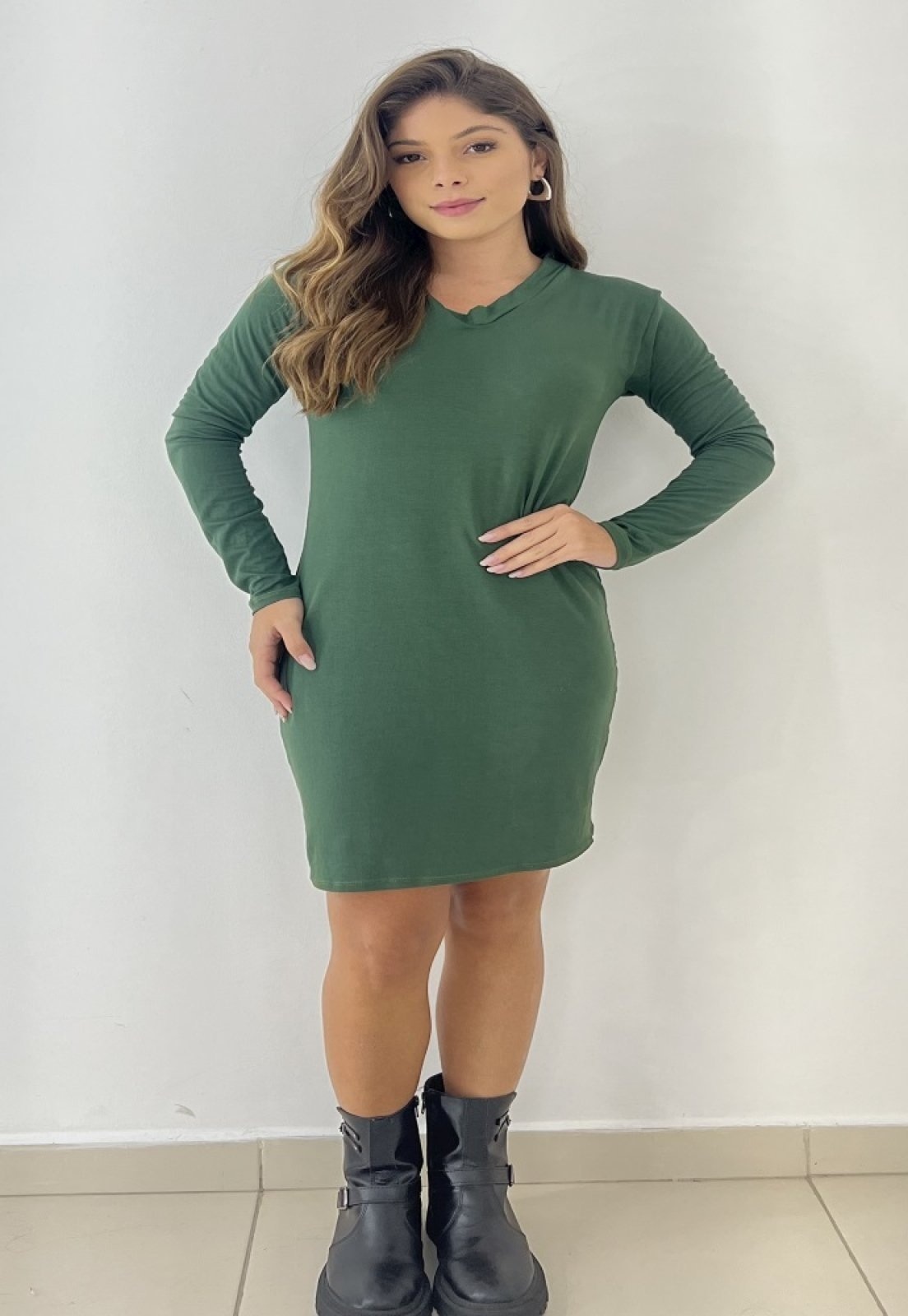 Imagem principal Vestido Toda Casual Curto Verde Militar de malha viscolycra Manga Longa St Madame preto verde