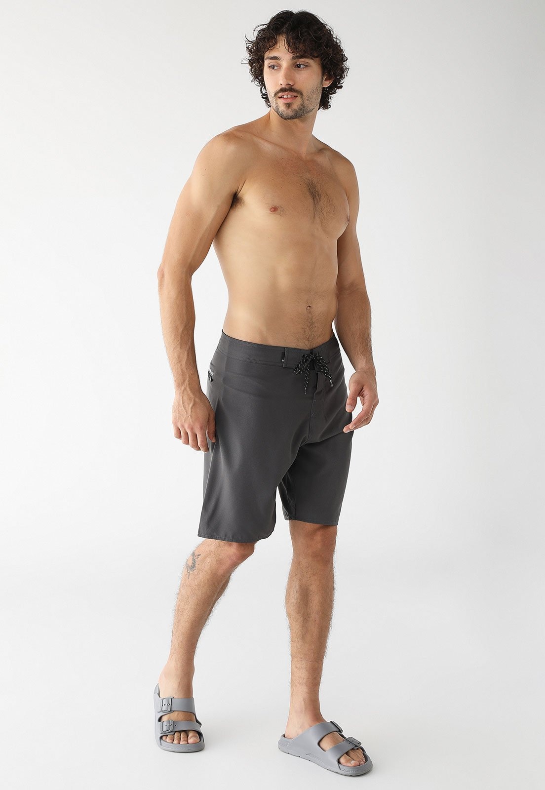 Imagem principal Bermuda Água Quiksilver Reta Everyday Kaimana 20 Grafite Quiksilver cinza