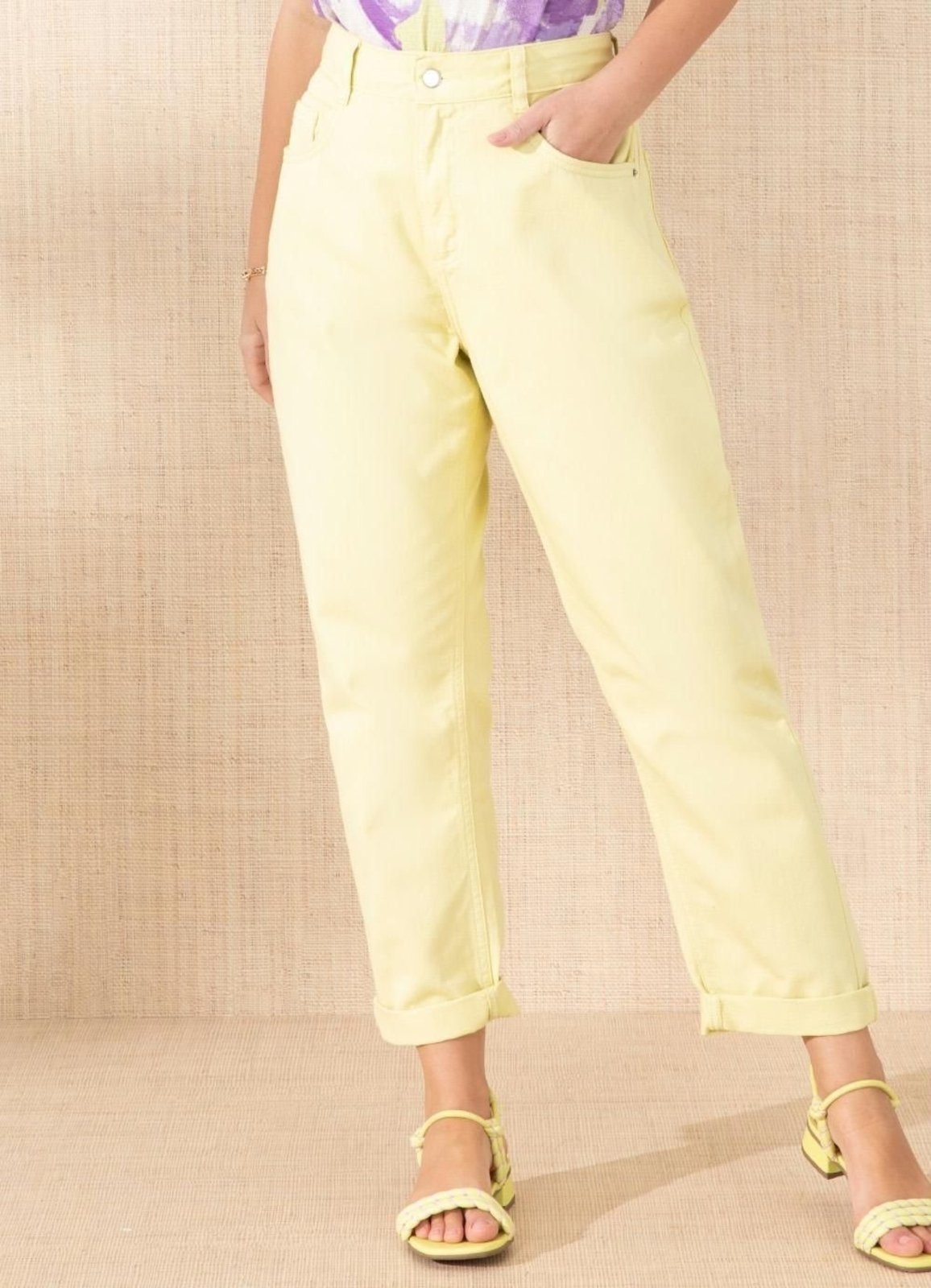 Imagem principal Calça Reta Bolsos Lima Colorido Quintess amarelo lima