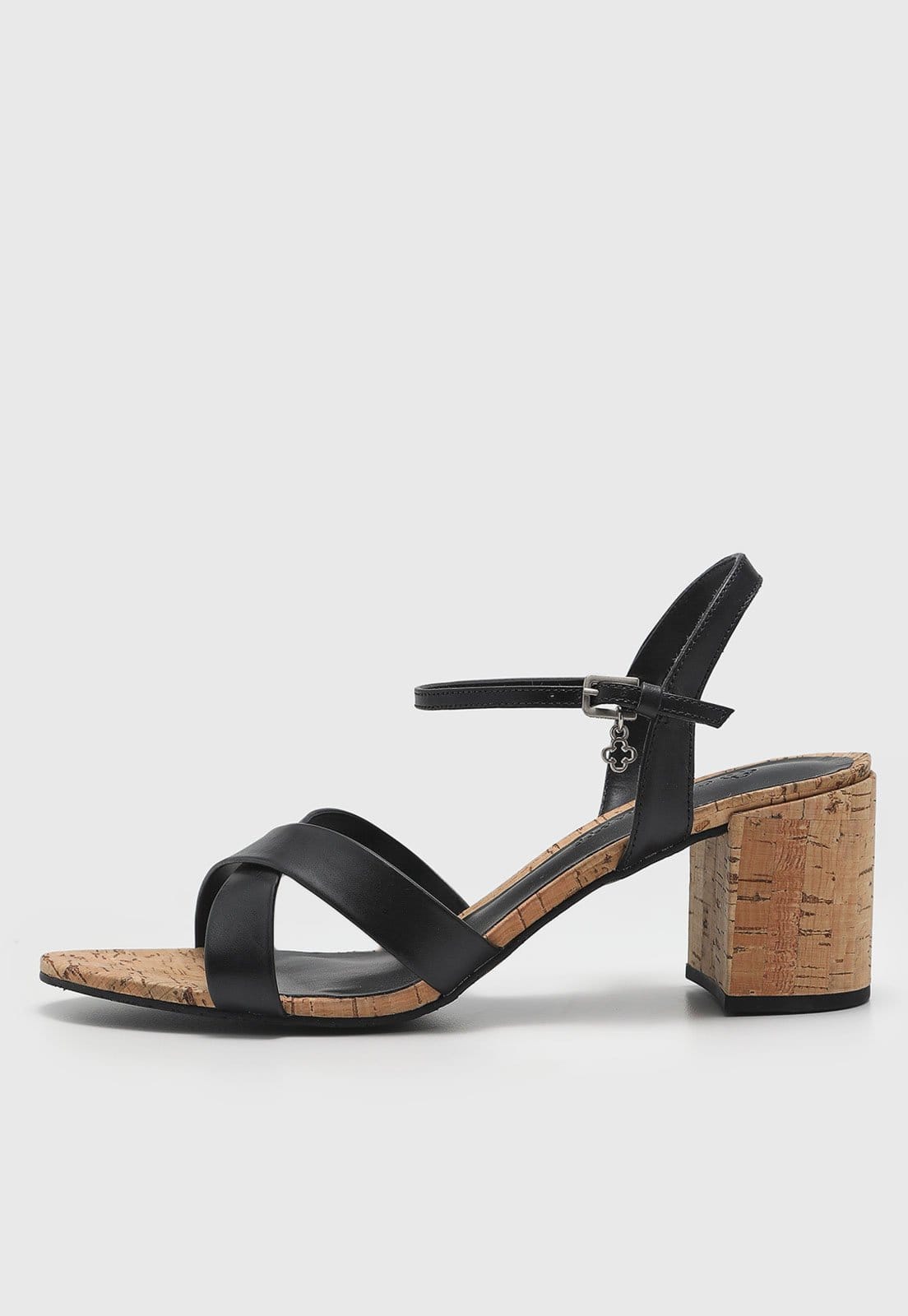 Sandália Feminina Capodarte Salto Bloco Cortiça Preta