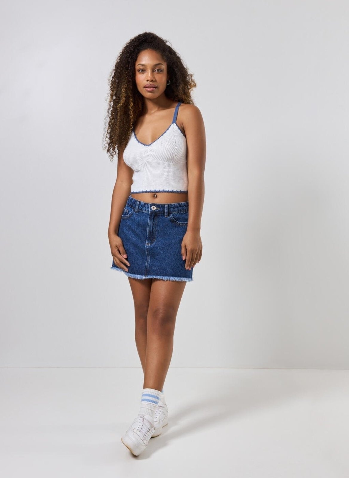 Imagem principal Saia Jeans Barra Desfiada Cintura Média Youcom azul marinho