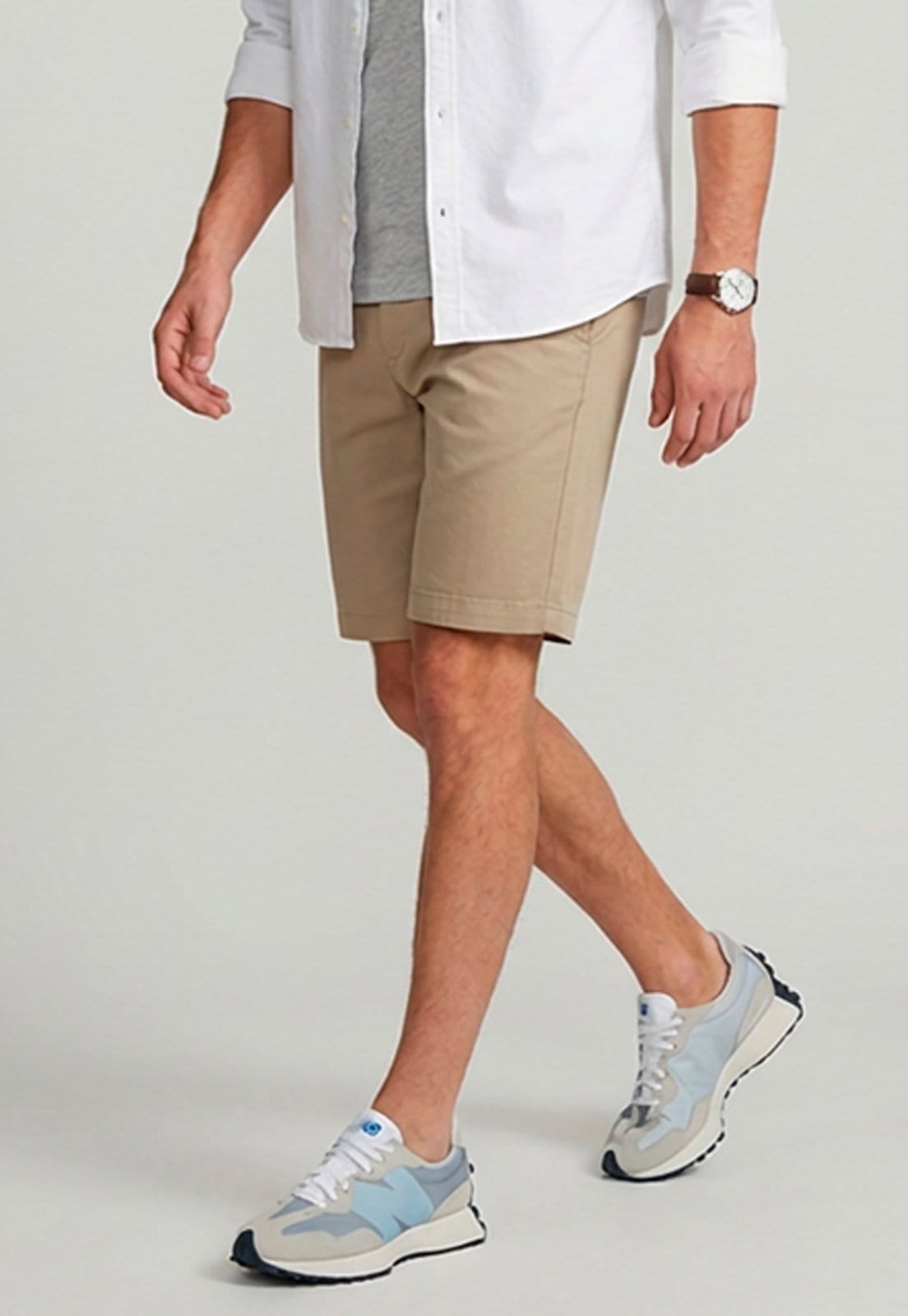 Bermuda Masculina Sarja Reta com Elastano Confortável e Versátil