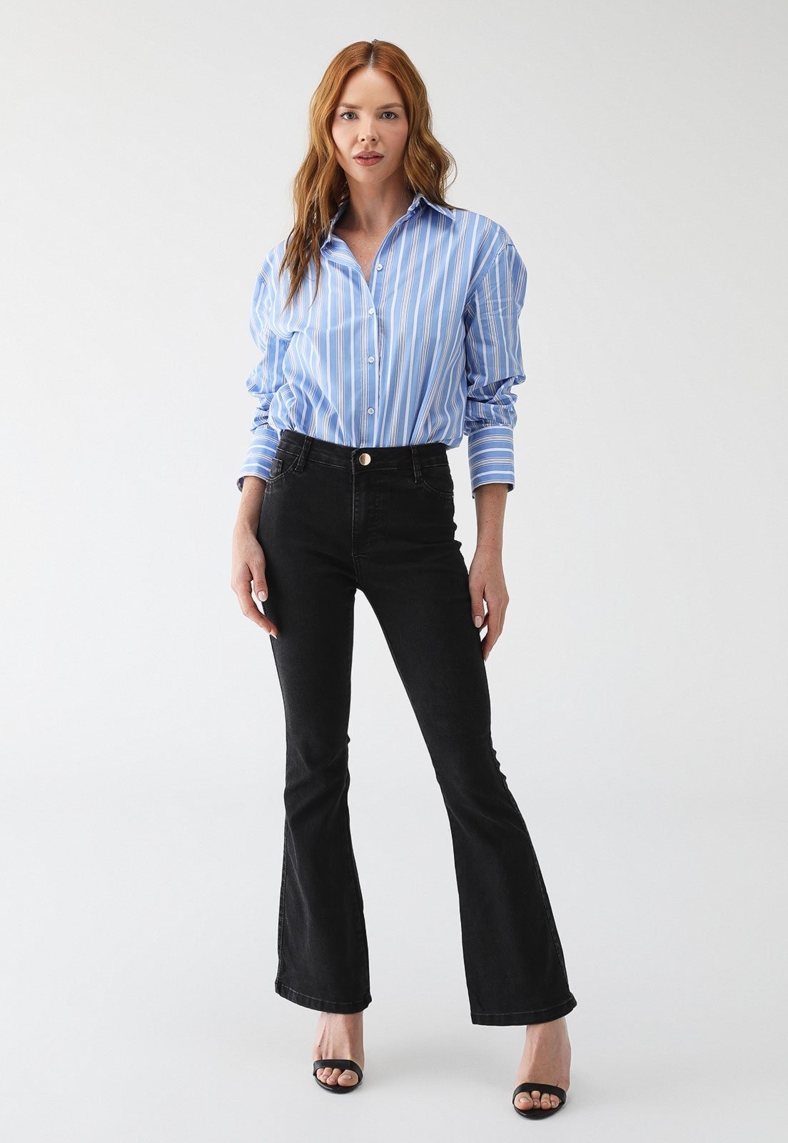 Imagem principal Calça Flare Jeans Feminina Tex Jeans Cintura Alta Modeladora com Elastano Preta Estonada Estilo Sofisticado TEX JEANS preto