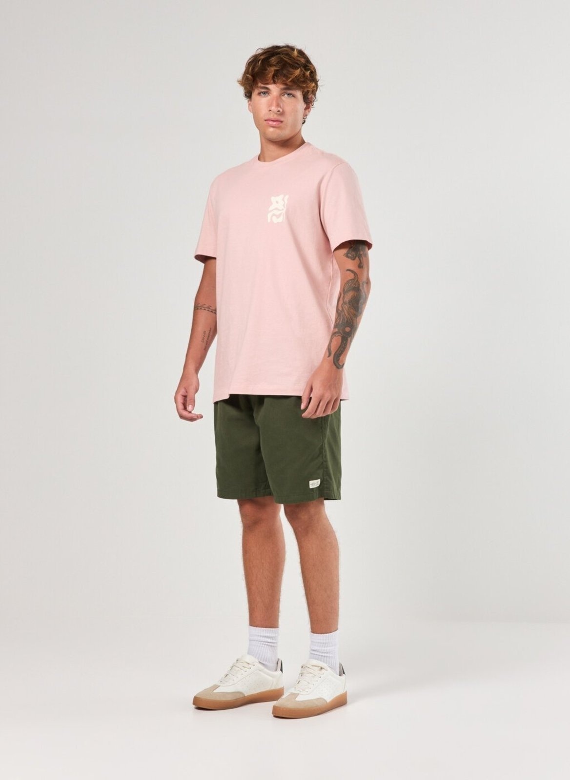 Imagem principal Bermuda Sarja Elástico Cós Youcom verde militar