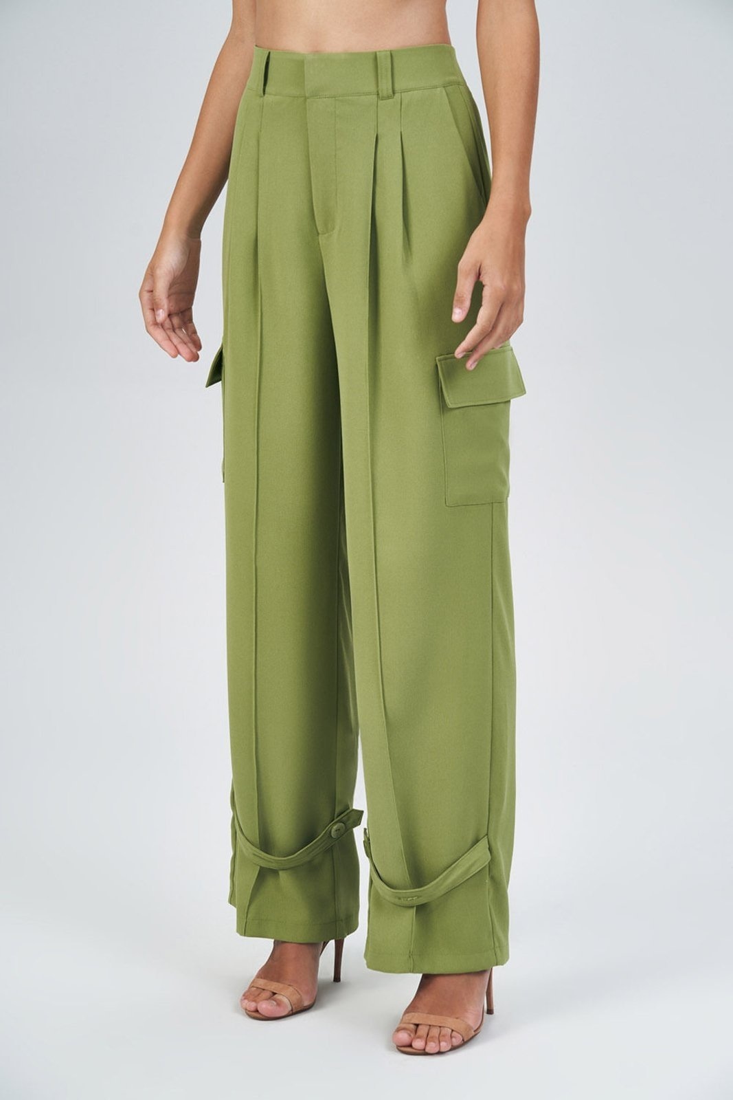 Imagem principal Calça Acetinada Cargo Com Amarração Feminina Acostamento ACT FEMININO verde oliva