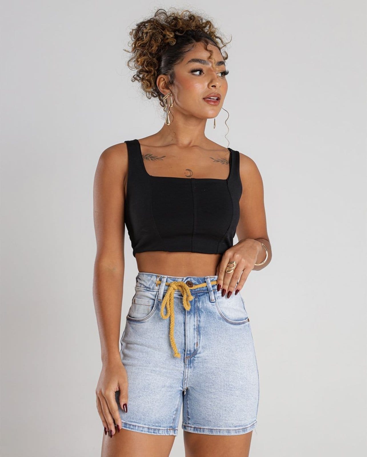 Shorts Mom Feminino Cintura Alta com Cordão 23659 Americano