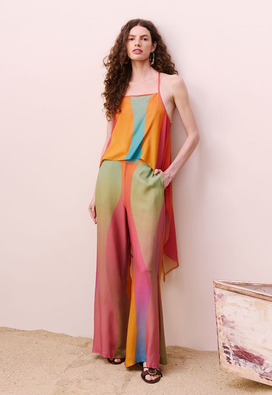 Calça Pantalona Com Fendas