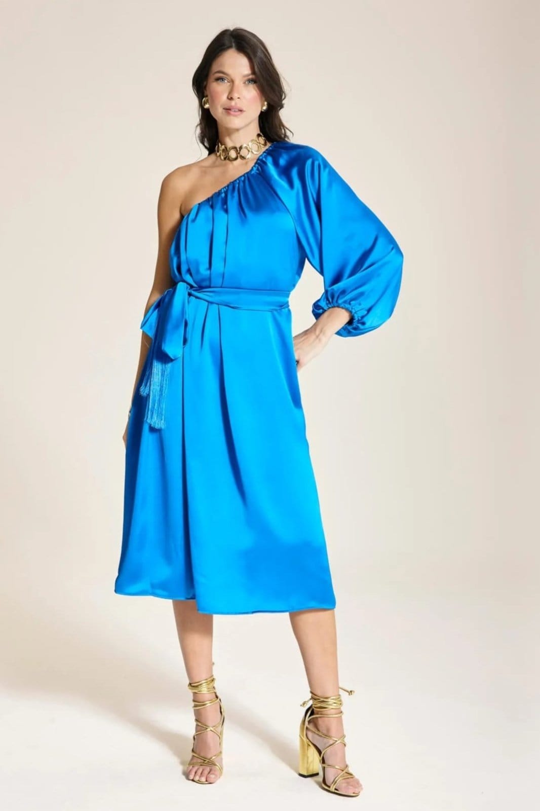 Vestido Cetim Midi Ombro Só Franjas Gloss Tati Klein