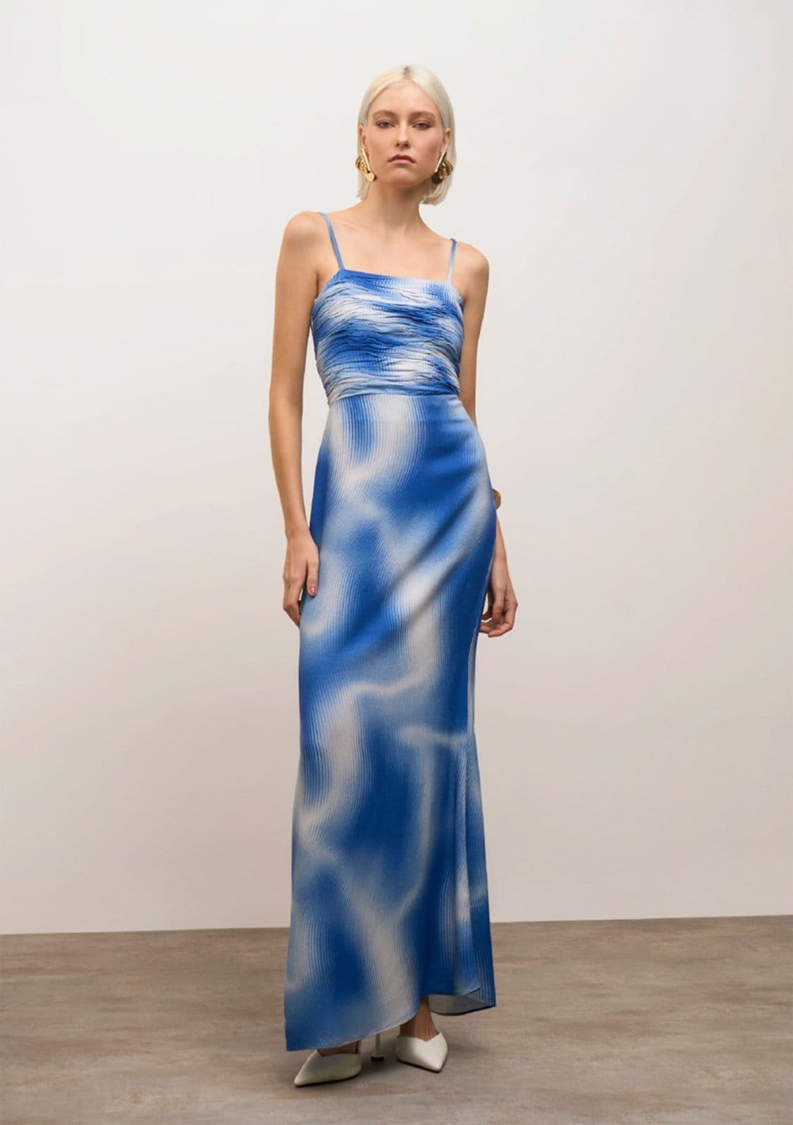 Vestido Iódice Solto Decote Reto Com Alça Longo