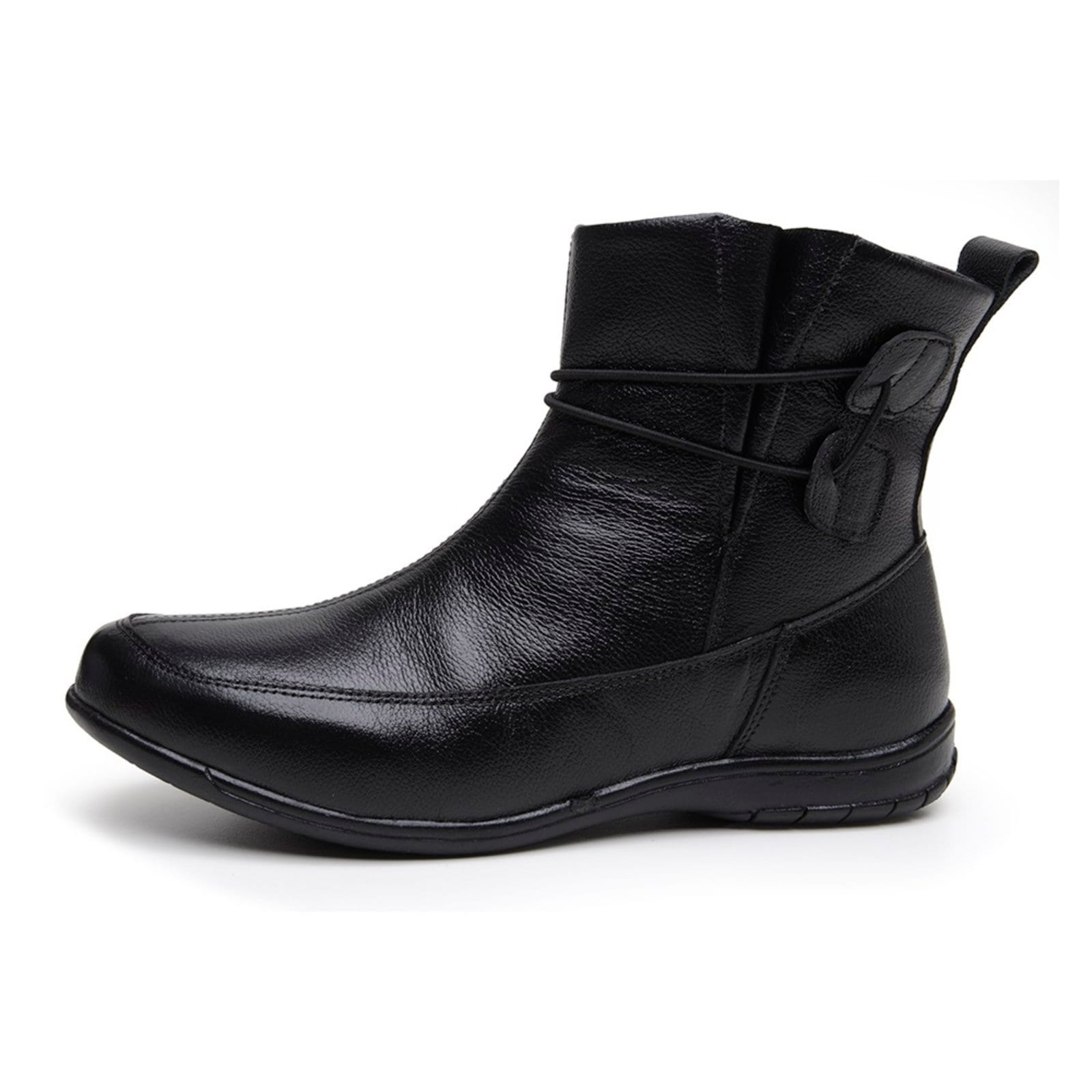 Bota feminina Couro Legítimo Cano Curto Salto Baixo Rasteira