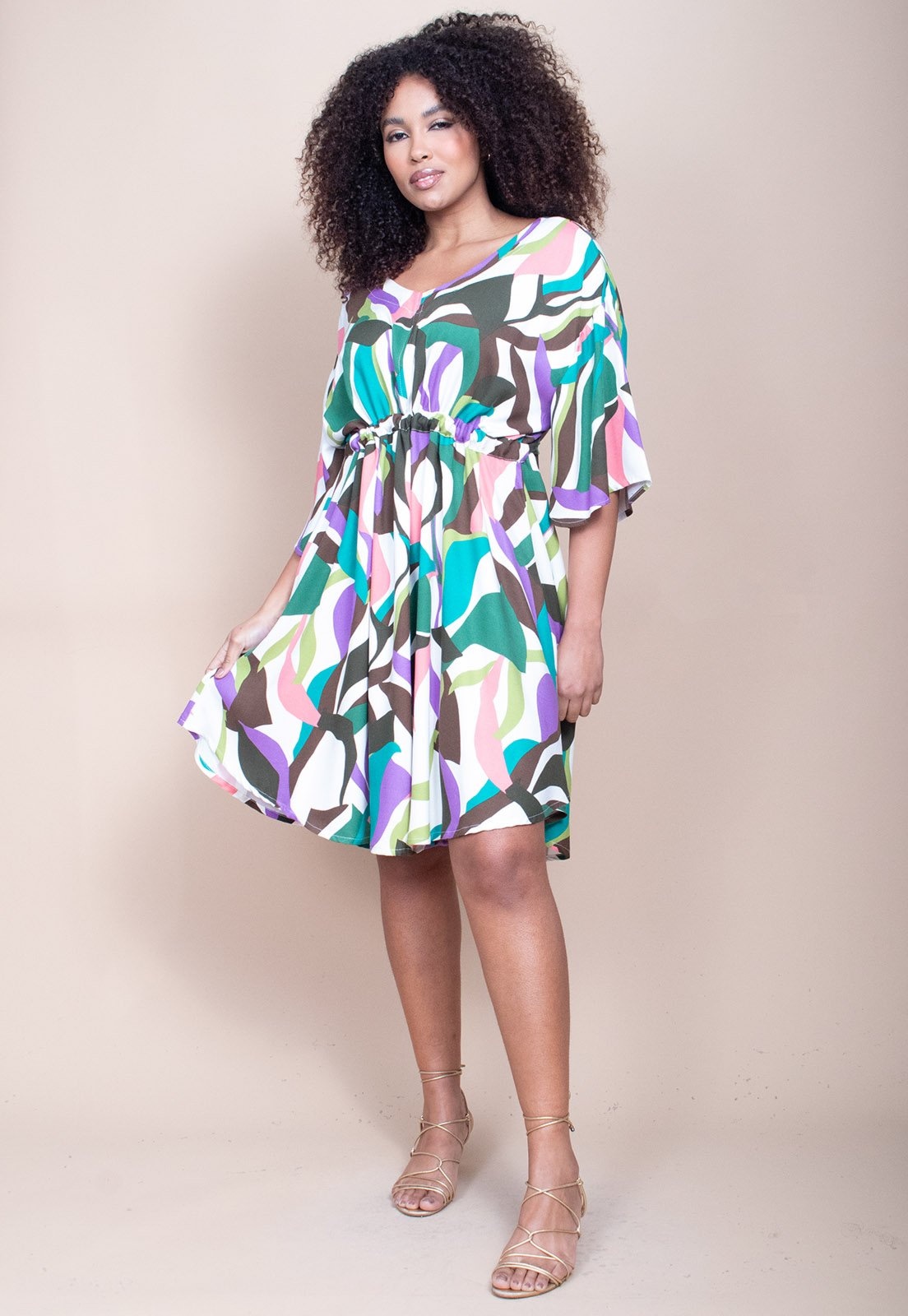 Imagem principal Vestido Curto CabanaFree Caaxixá Viscose com Cordão na Cintura Estampa Encanto Botânico Cabanafree azul/branco/estampado/marrom