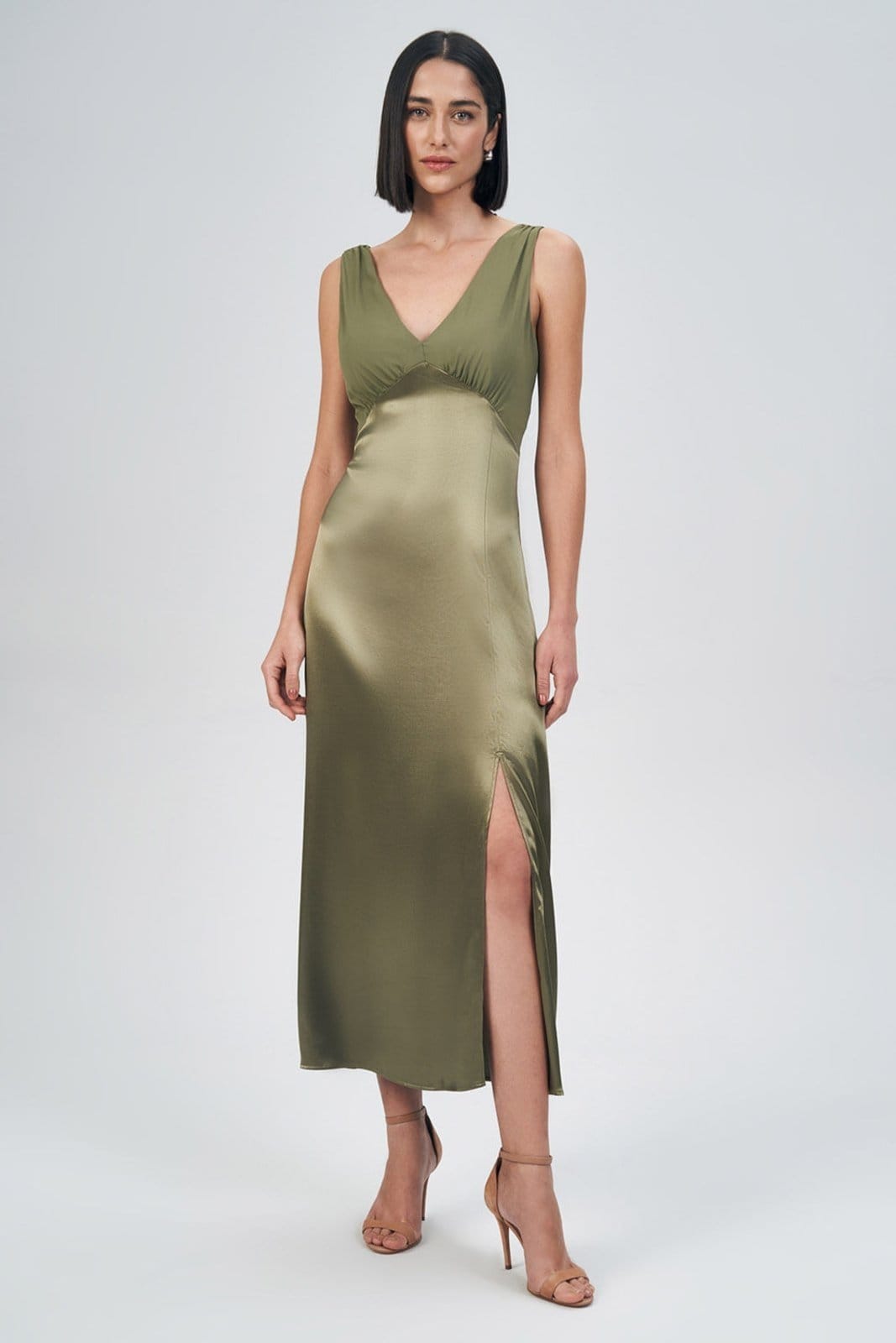 Vestido Acetinado Radiancy Feminino Acostamento