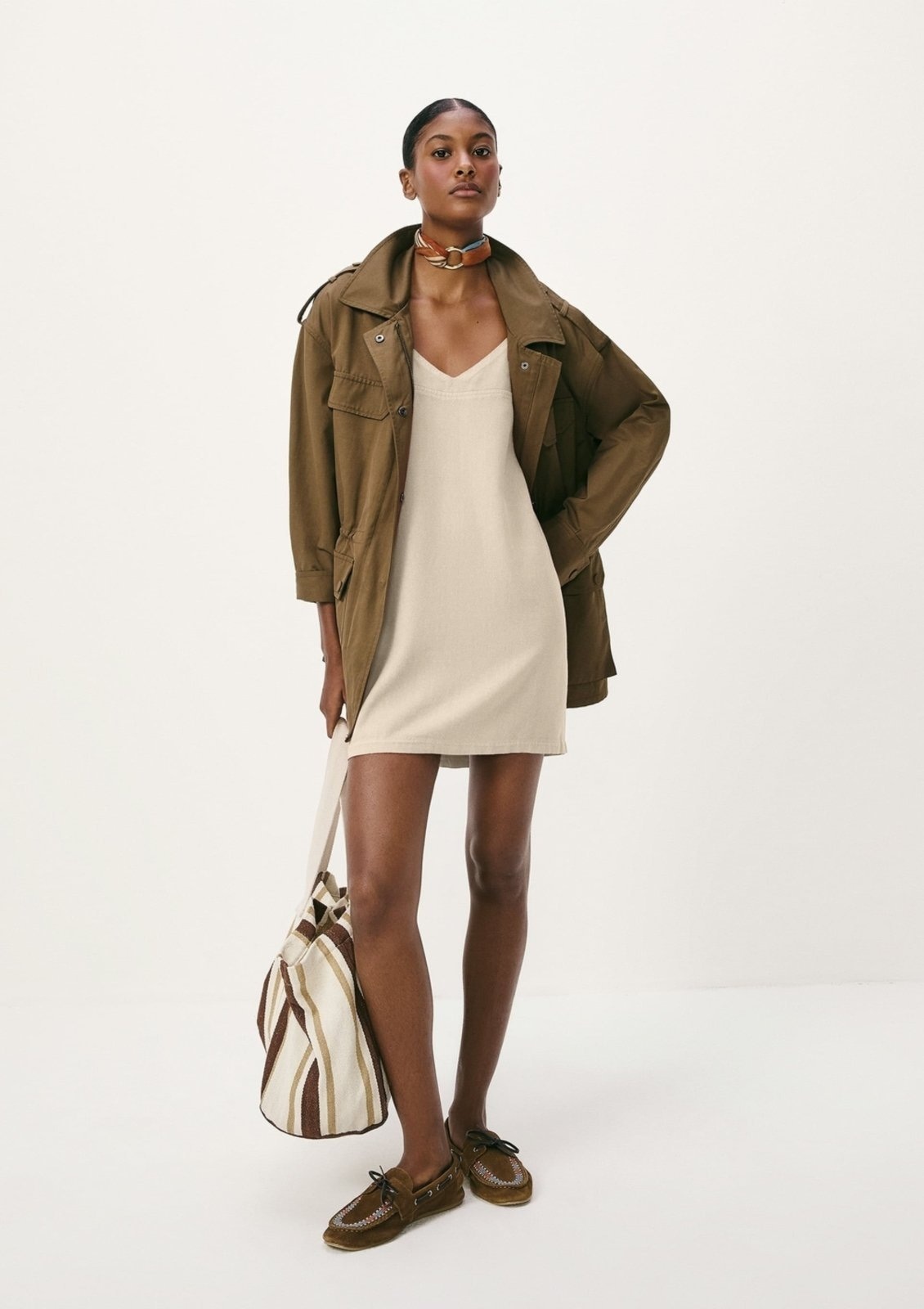 Imagem principal Vestido Curto Em Viscolinho Estonado Hering bege