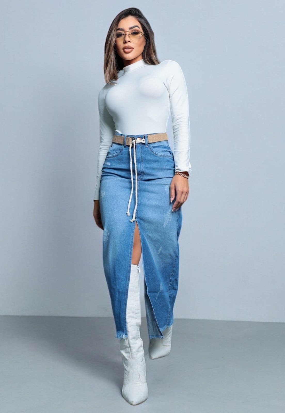 Saia Longa Jeans Feminina Cós Alto Fenda Frontal E Cinto