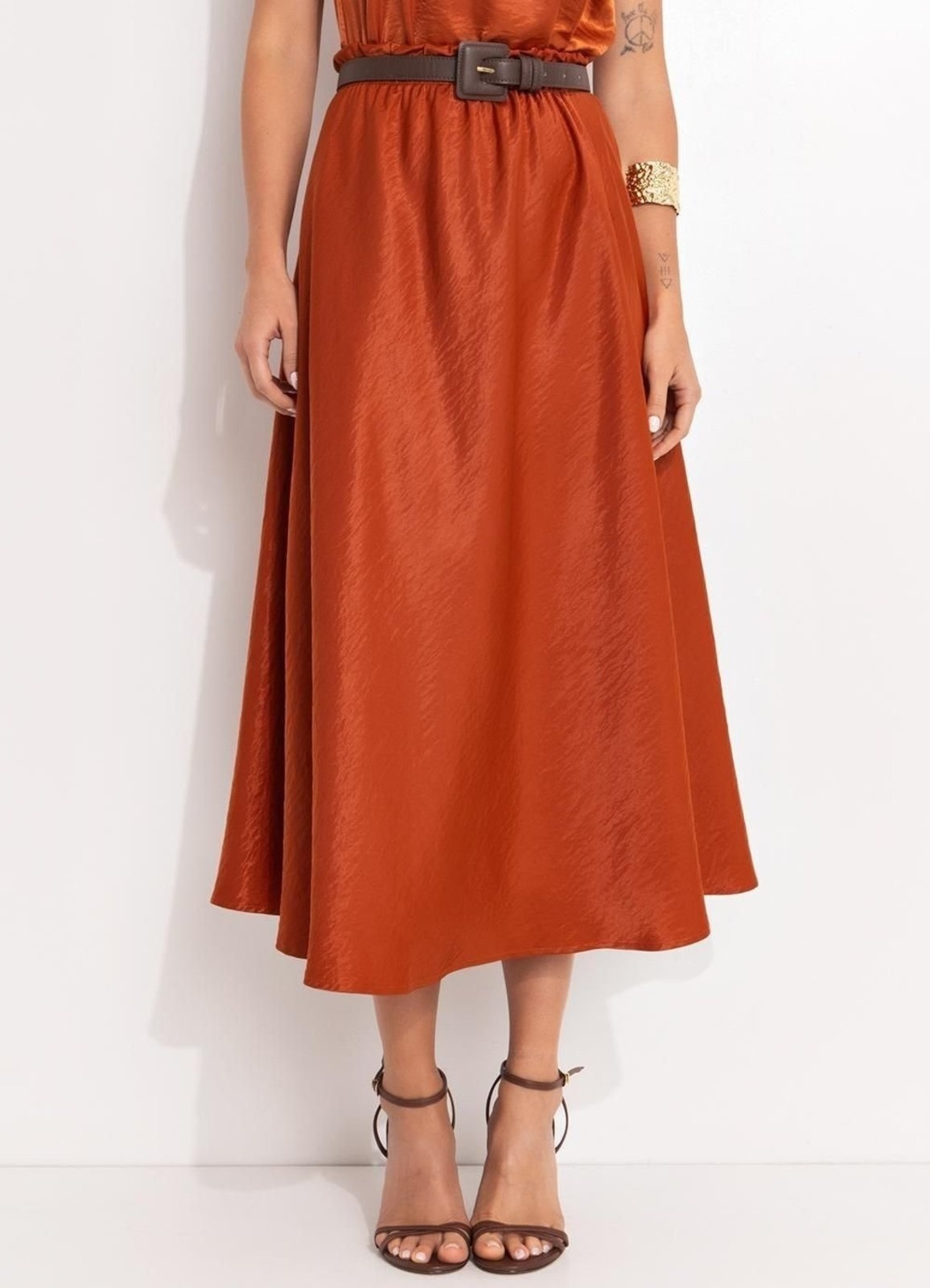 Imagem principal Saia Tecido Acetinado Ferrugem Colorido Quintess marrom