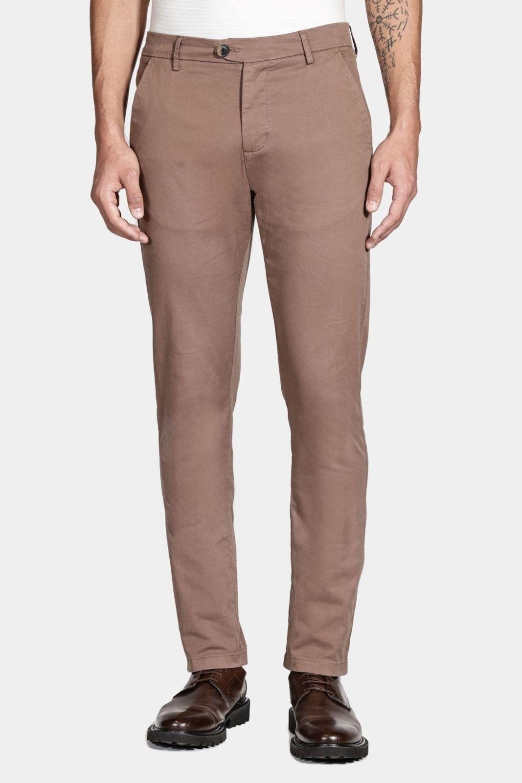 Imagem principal Calça Aramis Sarja Slim Alfaiataria Charuto Aramis marrom