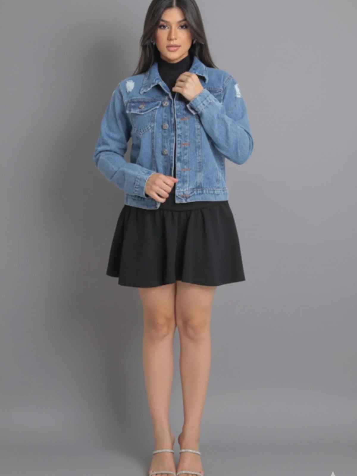 Imagem principal Jaqueta Jeans Feminina Destroyed Botões Dourados Estilo Despojado CCW CENTRAL CAPITAL WEAR azul