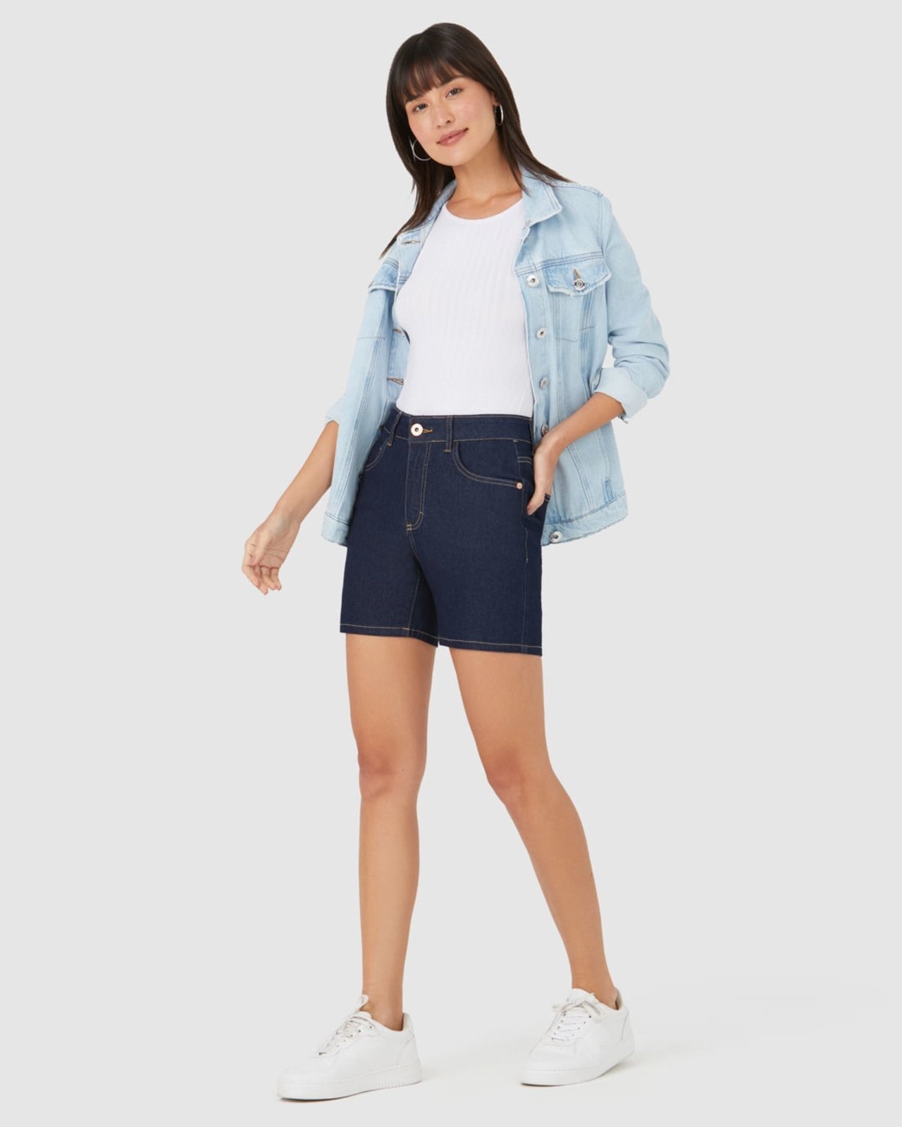 Imagem principal Bermuda Feminina Cintura Média Em Jeans Com Elastano Malwee azul